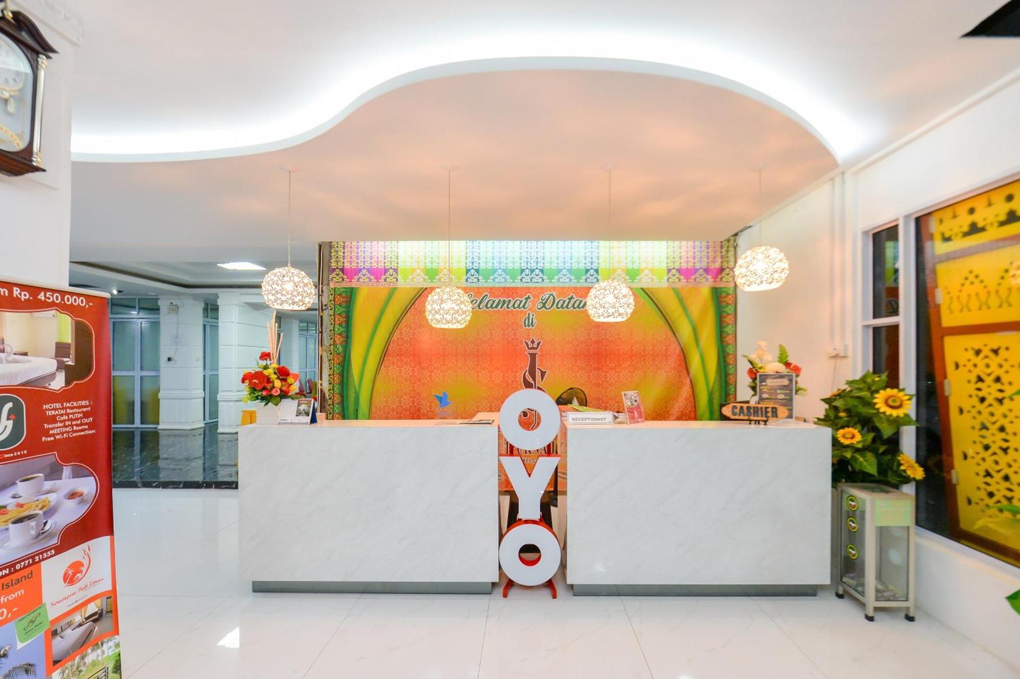 Oyo 2487 Sampurna Jaya Hotel Танджунгпинанг Экстерьер фото