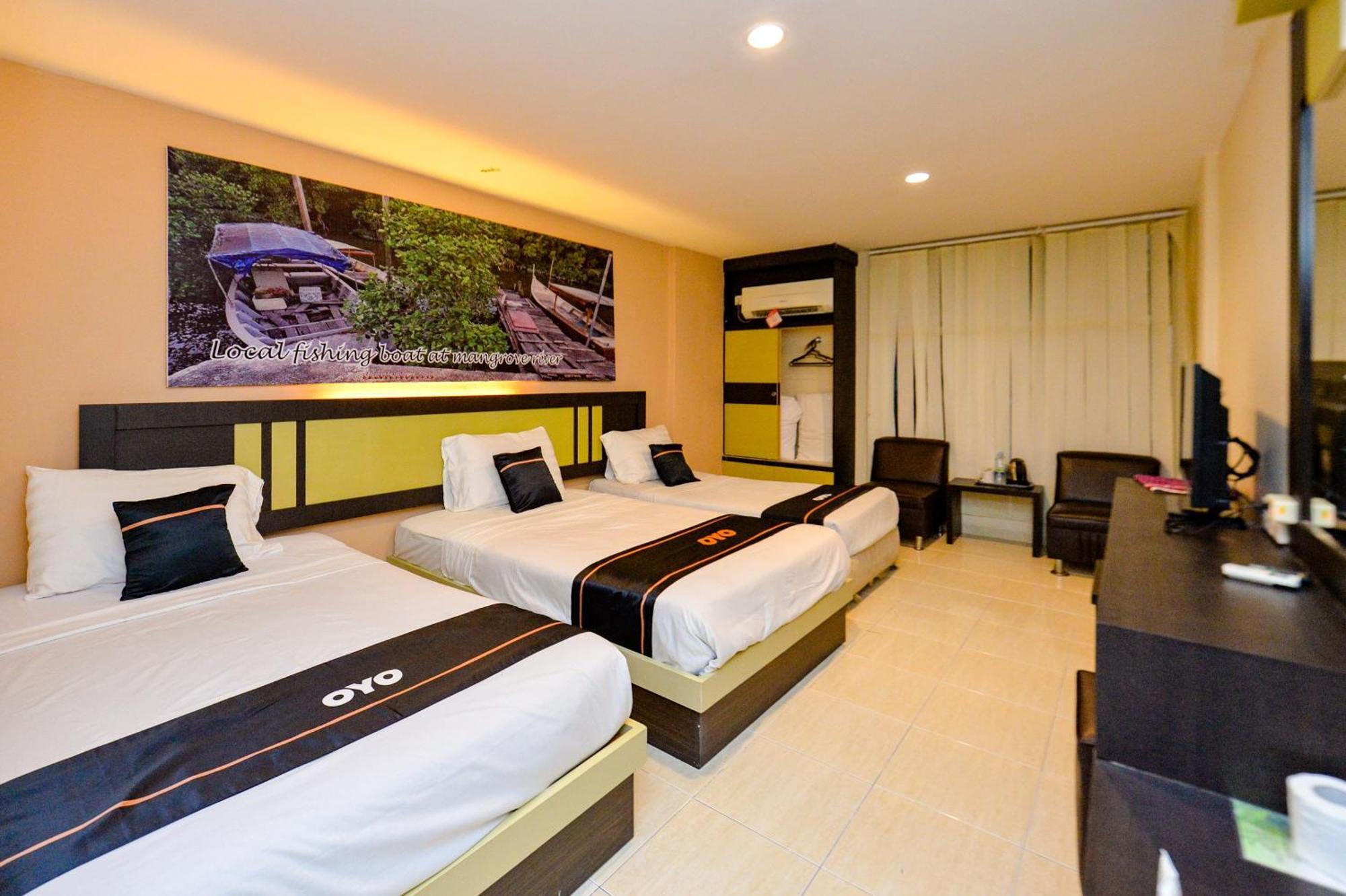 Oyo 2487 Sampurna Jaya Hotel Танджунгпинанг Экстерьер фото